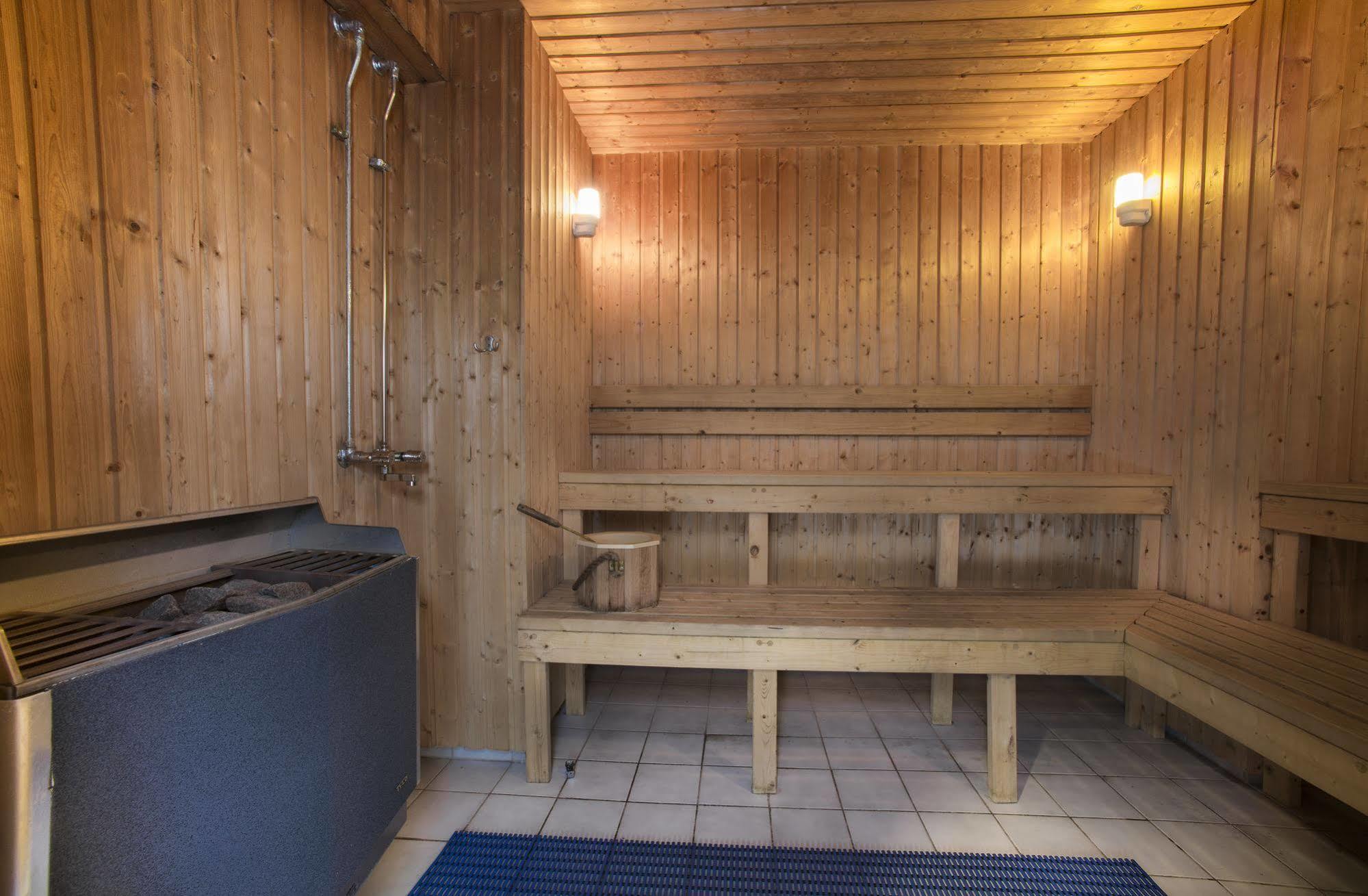 Home Hotel Park Halden Buitenkant foto